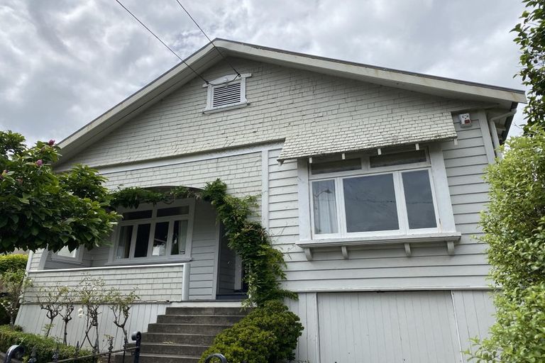 Photo of property in 34a Exmouth Road, Northcote, Auckland, 0627