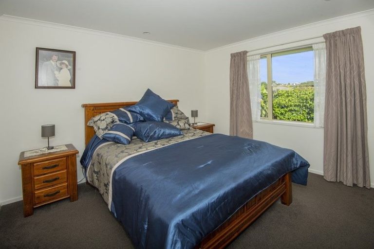Photo of property in 52 Tamure Place, Ruakaka, 0116