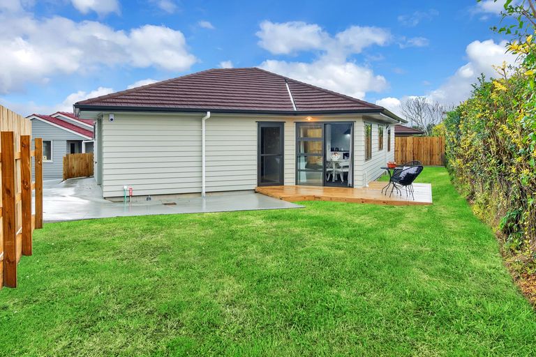 Photo of property in 67a Arimu Road, Papakura, 2110