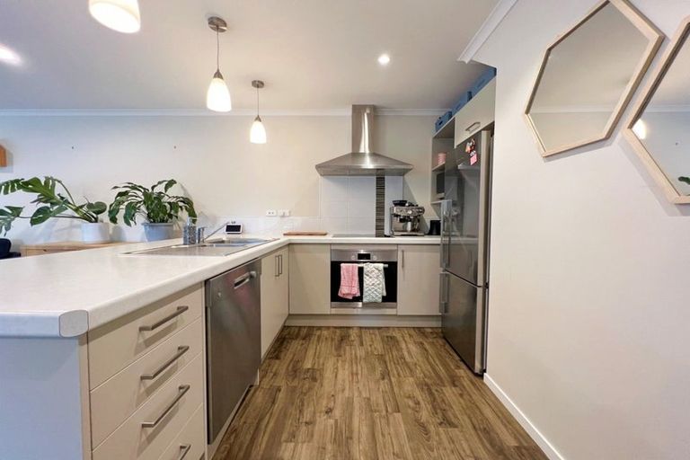 Photo of property in 1/42 Charlemont Street, Whitiora, Hamilton, 3200