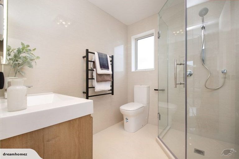 Photo of property in 19 Mcquoids Road, Flat Bush, Auckland, 2019