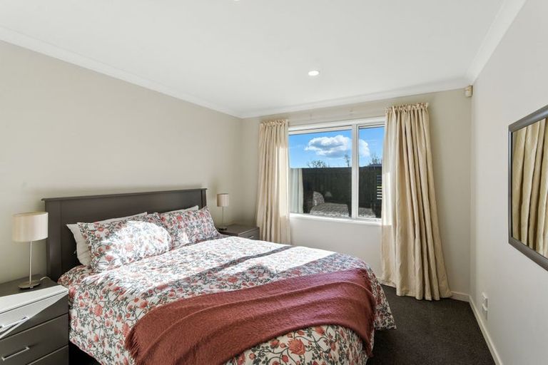 Photo of property in 1c Country Palms Drive, Halswell, Christchurch, 8025