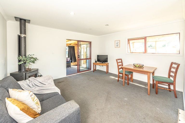 Photo of property in 16 Waitai Street, Castlecliff, Whanganui, 4501