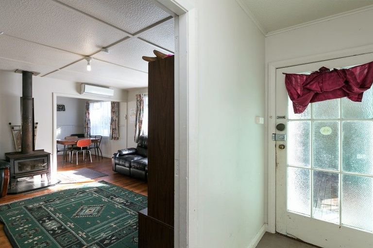 Photo of property in 51 Conway Road, Eltham, 4322