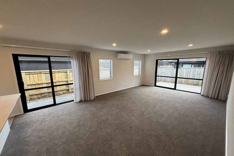 Photo of property in 14 Corriedale Road, Jacks Point, 9371