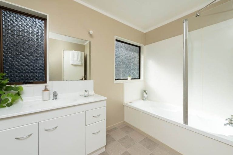 Photo of property in 311b Otumoetai Road, Otumoetai, Tauranga, 3110