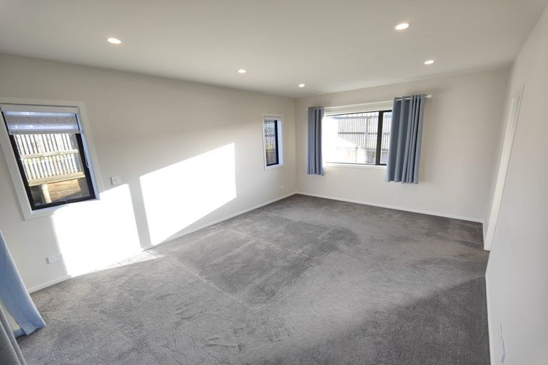 Photo of property in 1 Waikaka Place, Rototuna North, Hamilton, 3210