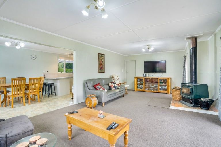 Photo of property in 79 Egerton Road, Winton, 9781