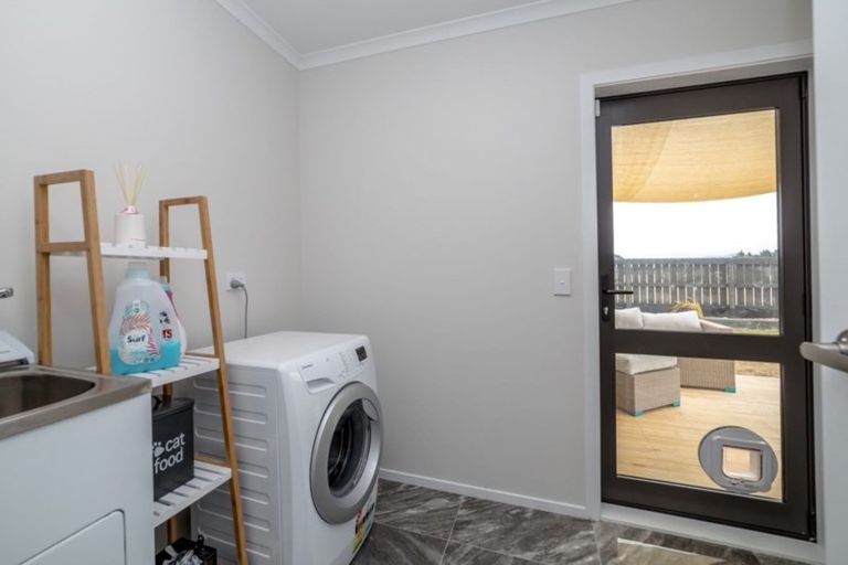 Photo of property in 3 Mckerrow Place, Featherston, 5710