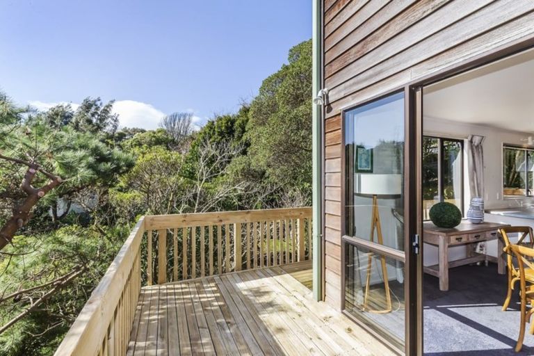 Photo of property in 9 Bendbrook Way, Ngaio, Wellington, 6035