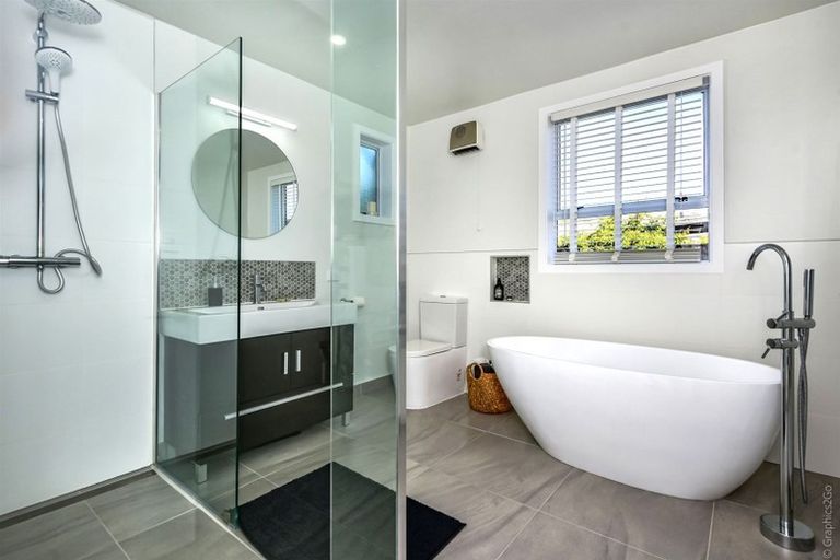 Photo of property in 43 Effingham Street, North New Brighton, Christchurch, 8083