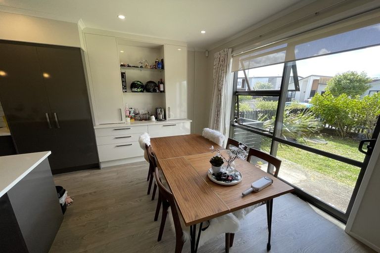 Photo of property in 16 Oioi Road, Hobsonville, Auckland, 0616