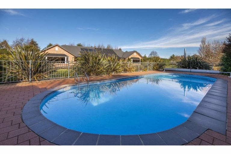 Photo of property in 14 Faith Place, West Melton, Christchurch, 7675