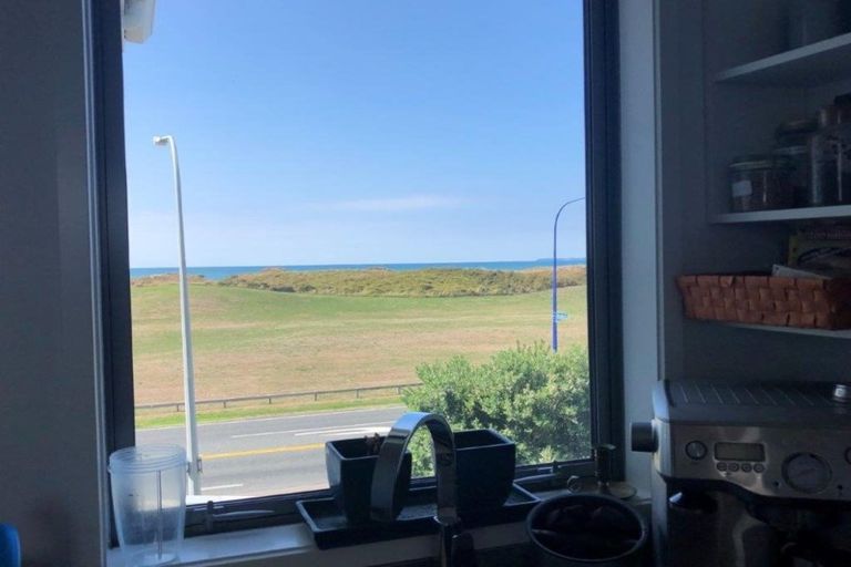 Photo of property in 2 Bermuda Drive, Hornby, Christchurch, 8042