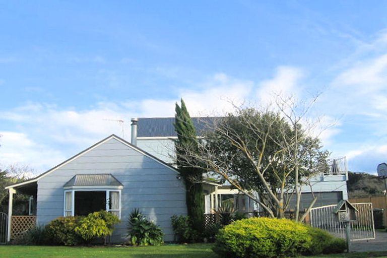 Photo of property in 13 Thurley Place, Bay View, Napier, 4104