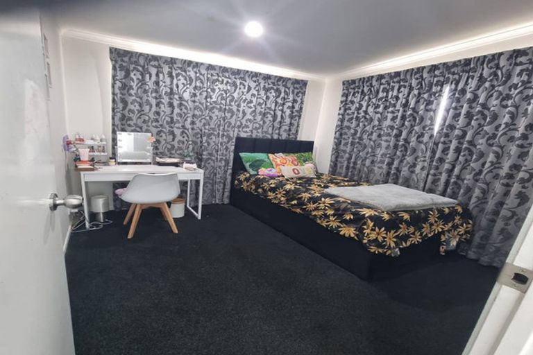 Photo of property in 3 Hakawai Avenue, Takanini, 2112