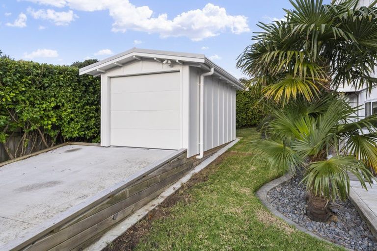 Photo of property in 246 Onemana Drive, Onemana, Whangamata, 3691