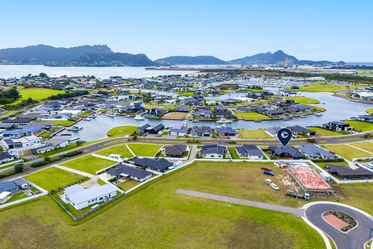 Photo of property in 24 Maturiki Drive, One Tree Point, 0118