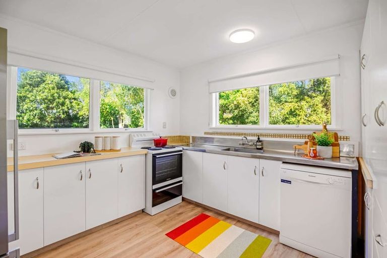 Photo of property in 16 Juliana Place, Awapuni, Palmerston North, 4412