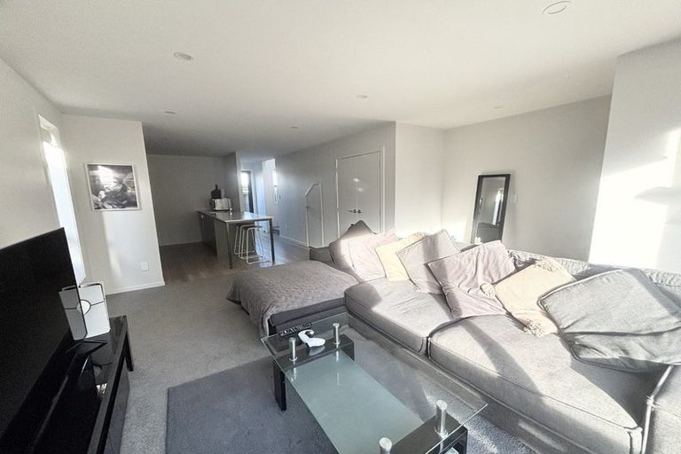 Photo of property in 9/7 Johnston Grove, Taita, Lower Hutt, 5011