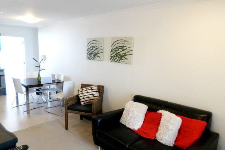 Photo of property in Monvie Apartments, 312/15 Holland Street, Te Aro, Wellington, 6011