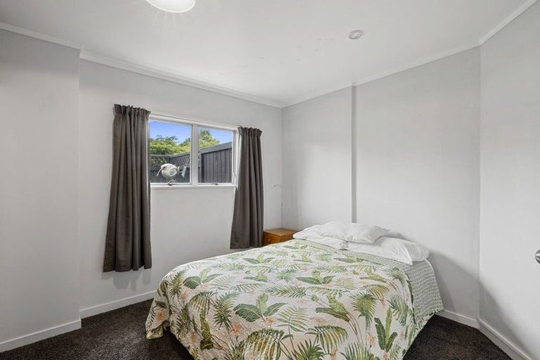 Photo of property in 11 Virginia Place, Whalers Gate, New Plymouth, 4310