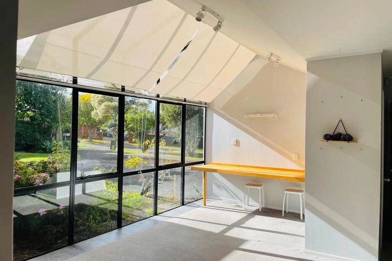 Photo of property in 15 Isherwood Place, Saint Johns, Auckland, 1072