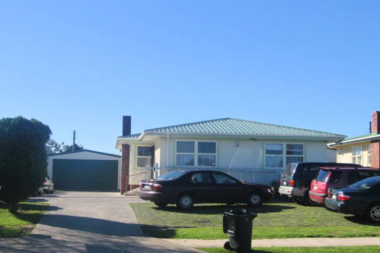 Photo of property in 5 Swaffield Road, Papatoetoe, Auckland, 2025