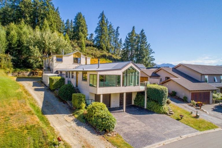 Photo of property in 6a Bills Way, Wanaka, 9305