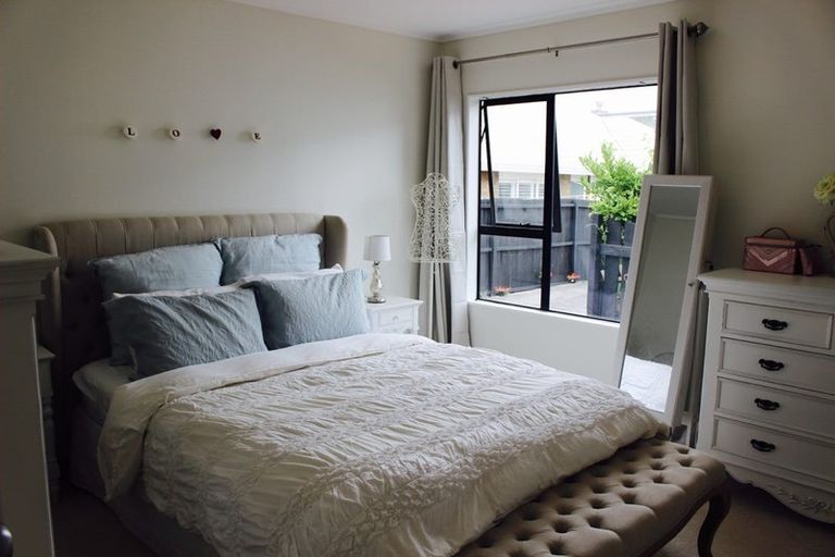 Photo of property in 8c Weiti Road, Orewa, 0931