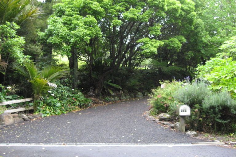 Photo of property in 403 Ponga Road, Opaheke, Papakura, 2584