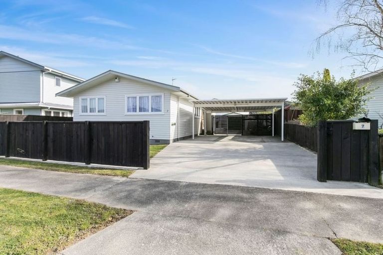 Photo of property in 7 Meremere Street, Wainuiomata, Lower Hutt, 5014