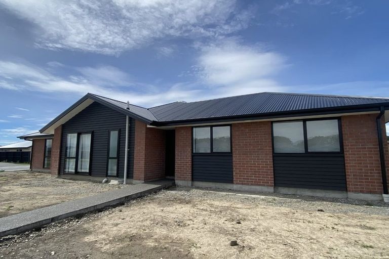 Photo of property in 2 Jasmine Street, Woodend, 7610