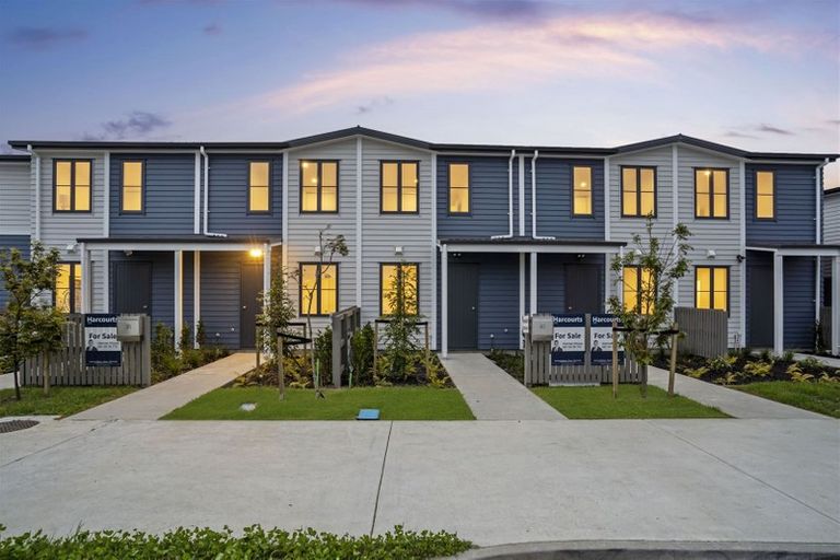 Photo of property in 28 Saddleback Crescent, Papakura, 2110