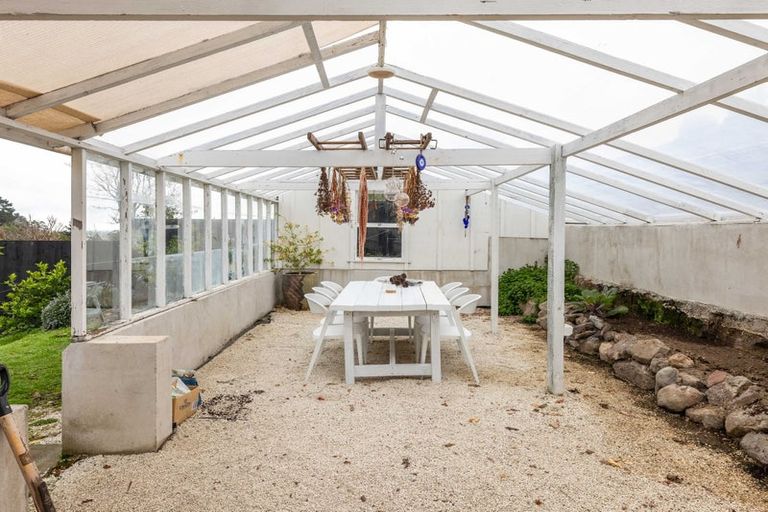 Photo of property in 85 Avoca Valley Road, Heathcote Valley, Christchurch, 8022