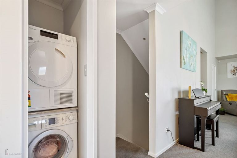 Photo of property in 7 Rangihina Road, Hobsonville, Auckland, 0616