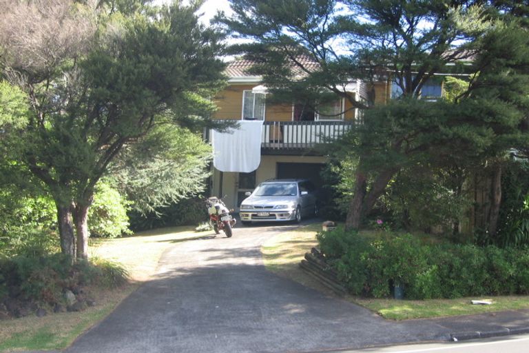 Photo of property in 1/38a Manuka Road, Glenfield, Auckland, 0629