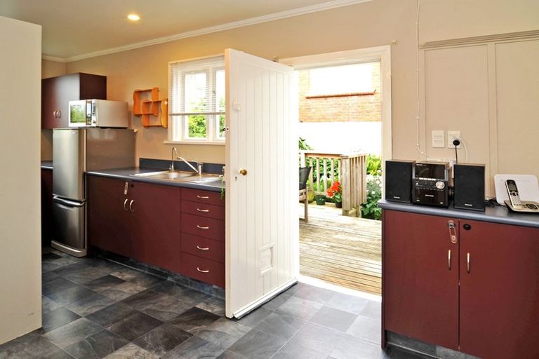 Photo of property in 26 Peel Street, Mornington, Dunedin, 9011