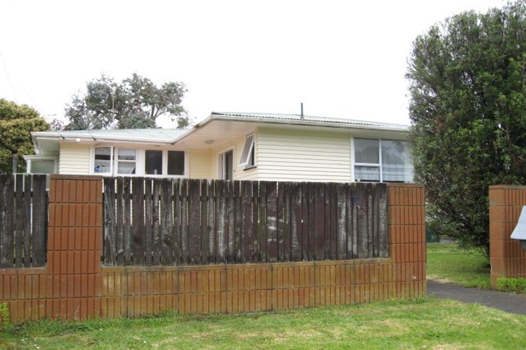 Photo of property in 22 Sullivan Avenue, Mangere Bridge, Auckland, 2022
