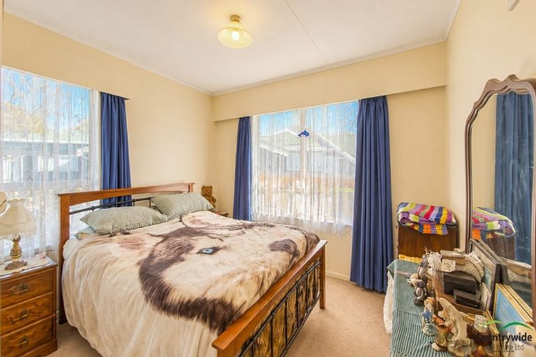 Photo of property in 60 Aotea Crescent, Tokoroa, 3420