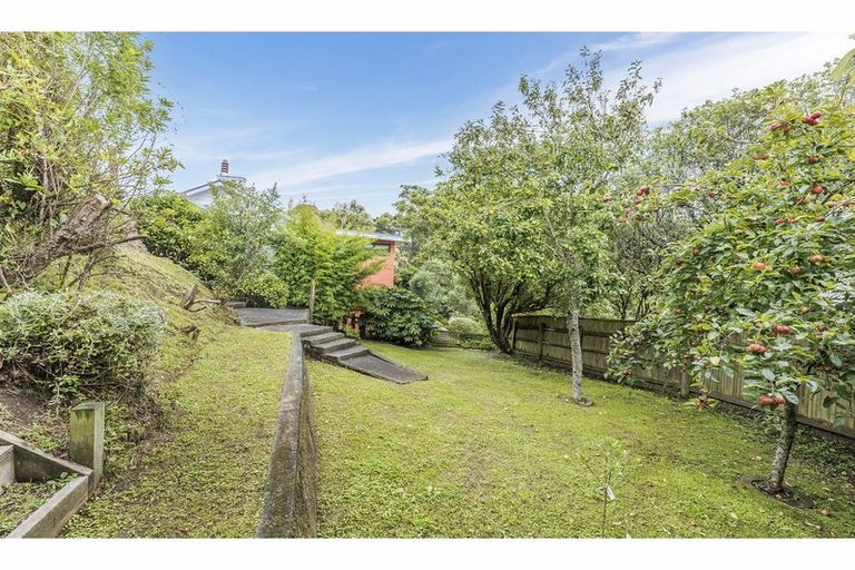 Photo of property in 99 Helston Road, Paparangi, Wellington, 6037