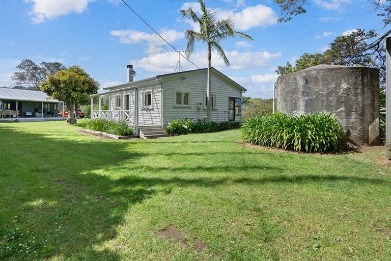 Photo of property in 847 Matapouri Road, Matapouri, Whangarei, 0173