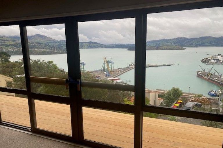 Photo of property in 24 Gilmour Terrace, Lyttelton, 8082