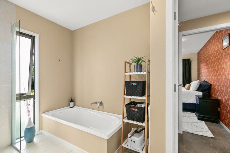 Photo of property in 32 Bell Street, Otane, 4202