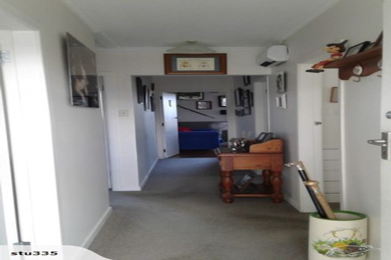 Photo of property in 3 Omori Place, Castlecliff, Whanganui, 4501