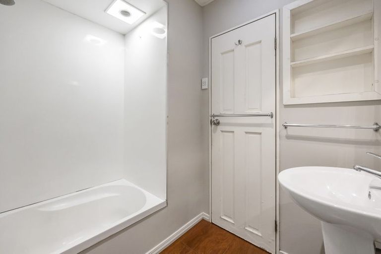 Photo of property in 59 Oxford Street, South Dunedin, Dunedin, 9012