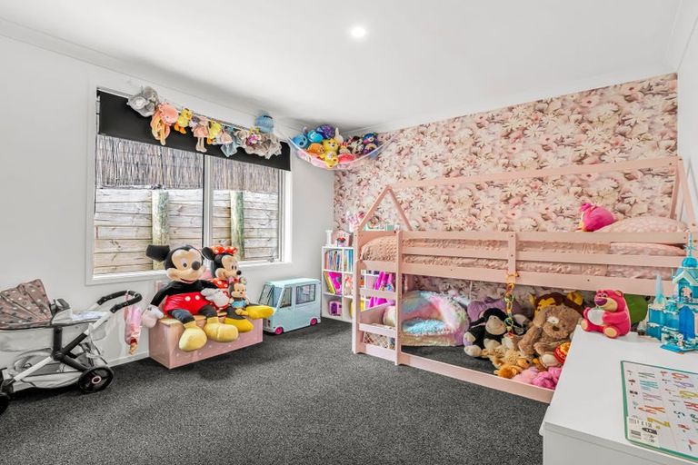 Photo of property in 73 Rexford Heights, Pyes Pa, Tauranga, 3112