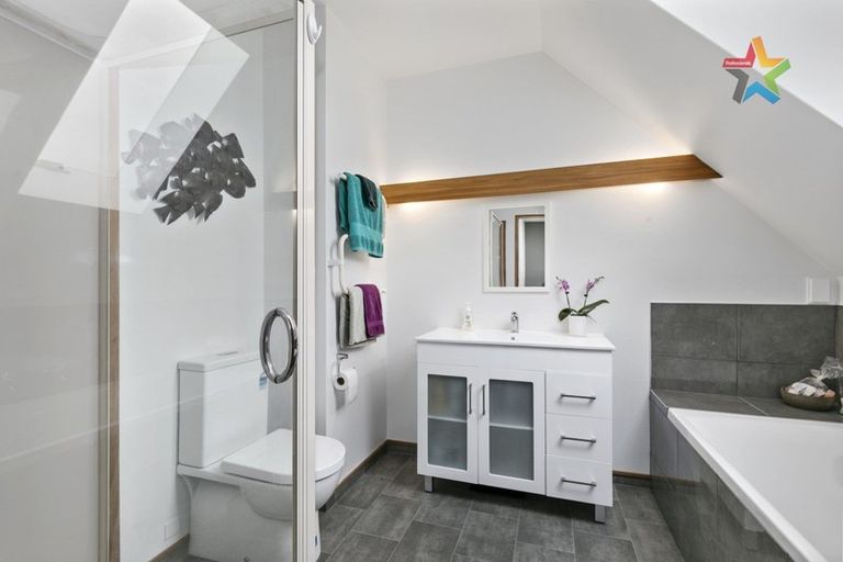 Photo of property in 8 Taieri Crescent, Kelson, Lower Hutt, 5010