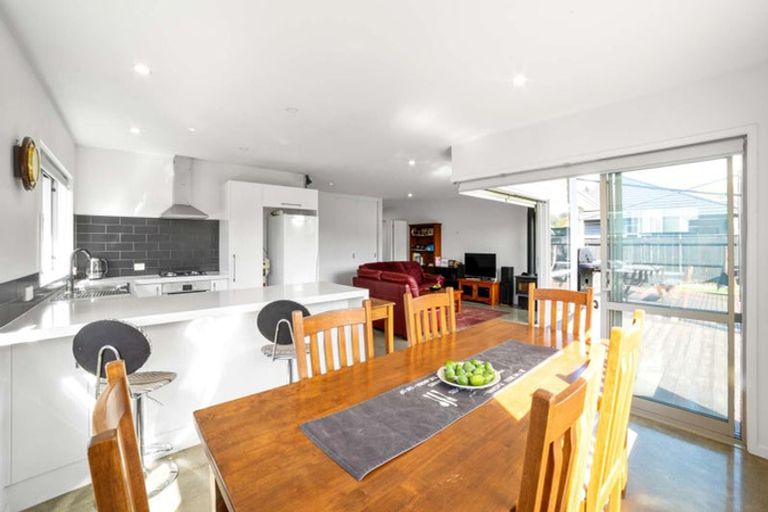 Photo of property in 10 Tuamotu Park, Wainui, Gisborne, 4010