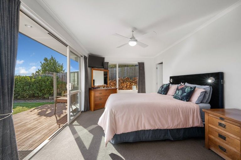 Photo of property in 114a Milton Terrace, Picton, 7220